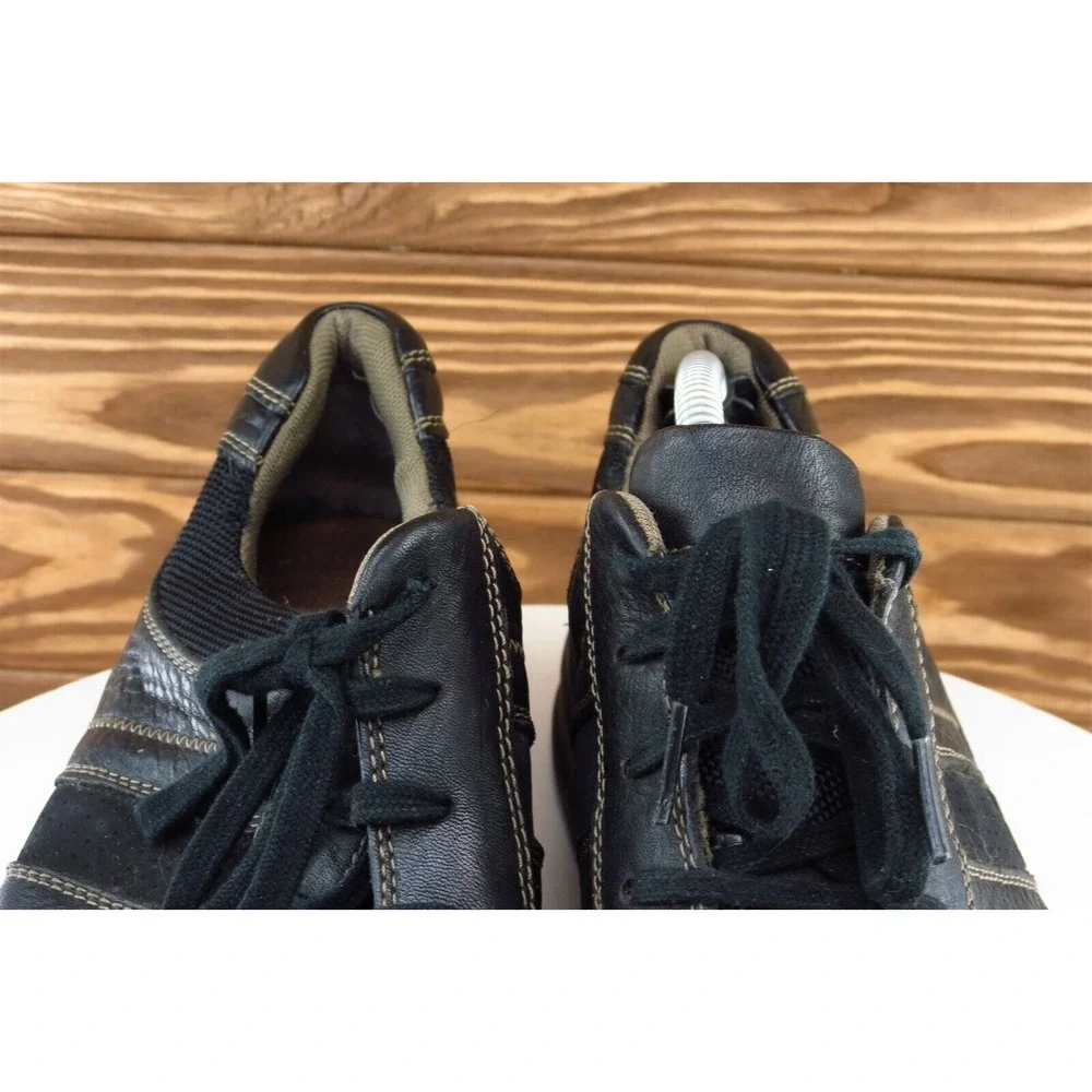 Clarks welcome shoe